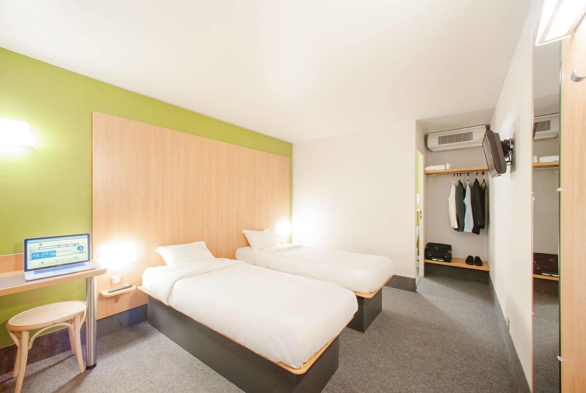 B&B Hotel Pontault Combault 외부 사진