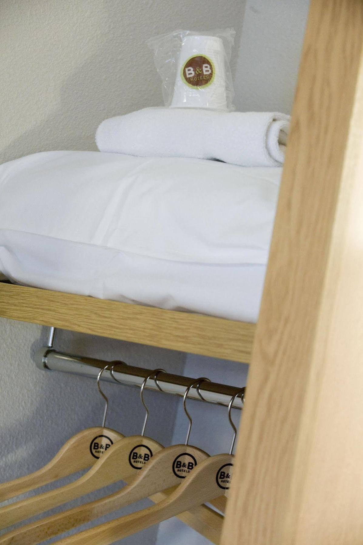 B&B Hotel Pontault Combault 외부 사진