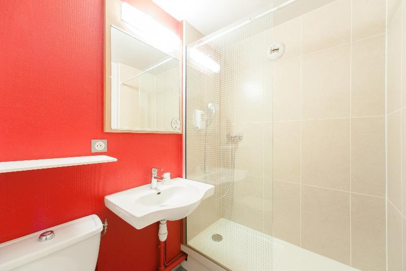 B&B Hotel Pontault Combault 외부 사진